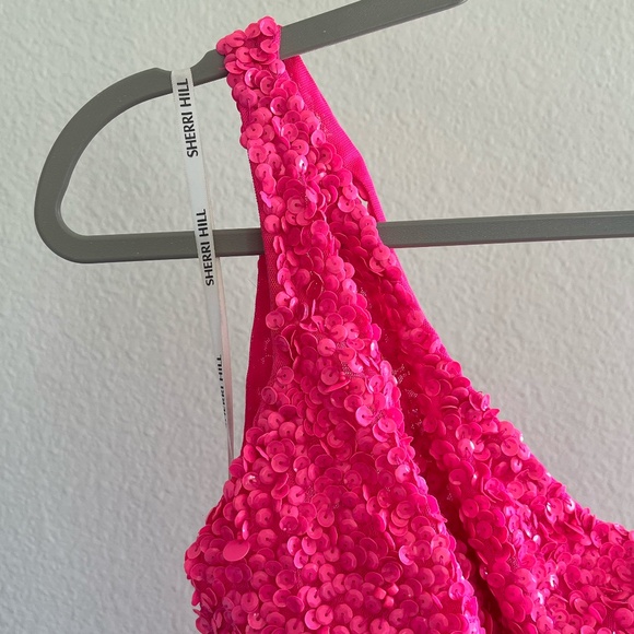SHERRI HILL | 54330 One Shoulder High Slit Sequin Dress in Neon Pink | Size 0 - Picture 5 of 16